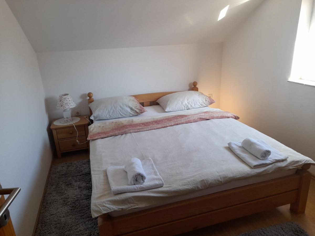 Apartman Zoran Ливно Екстериор снимка